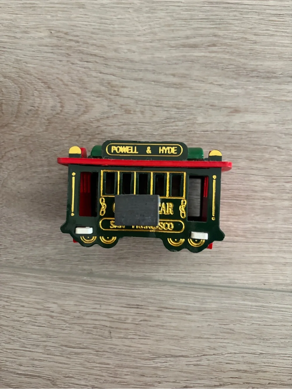 Vintagr San Francisco Cable Car  Magnate